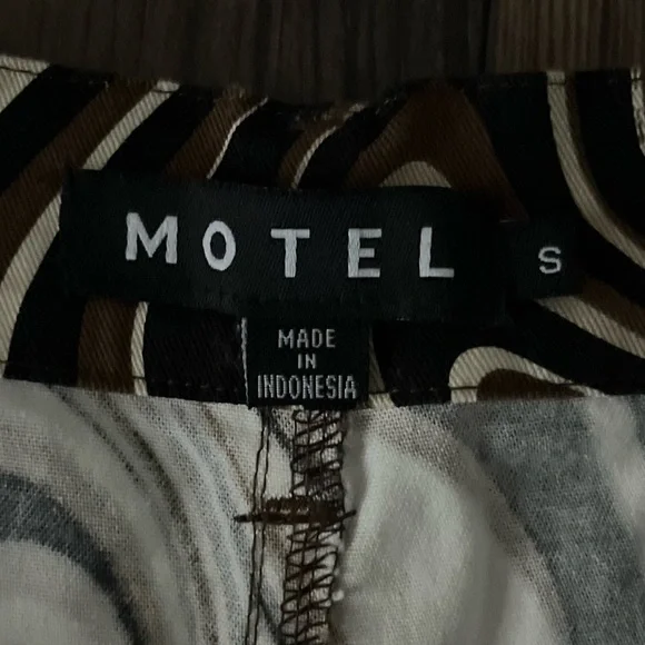 MOTEL ROCKS Denim Size:S Zoven Ripple Swirl High Waist Trouser Pants - Picture 2 of 12